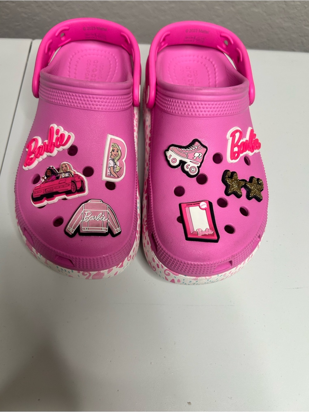 Crocs Kids Barbie Platform Clogs Pink Jibbitz Charms Girls - Picture 2 of 8